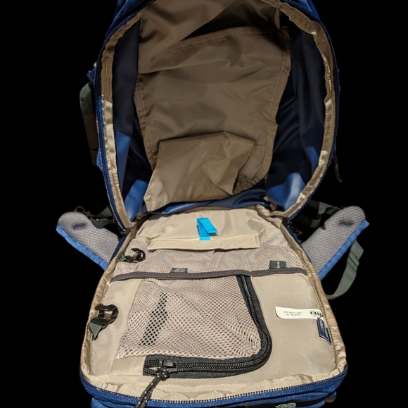 REI LINK HYDRO 15L / 2L BLADDER - DAY PACK, BACKPACK, BAG - Picture 6 of 10